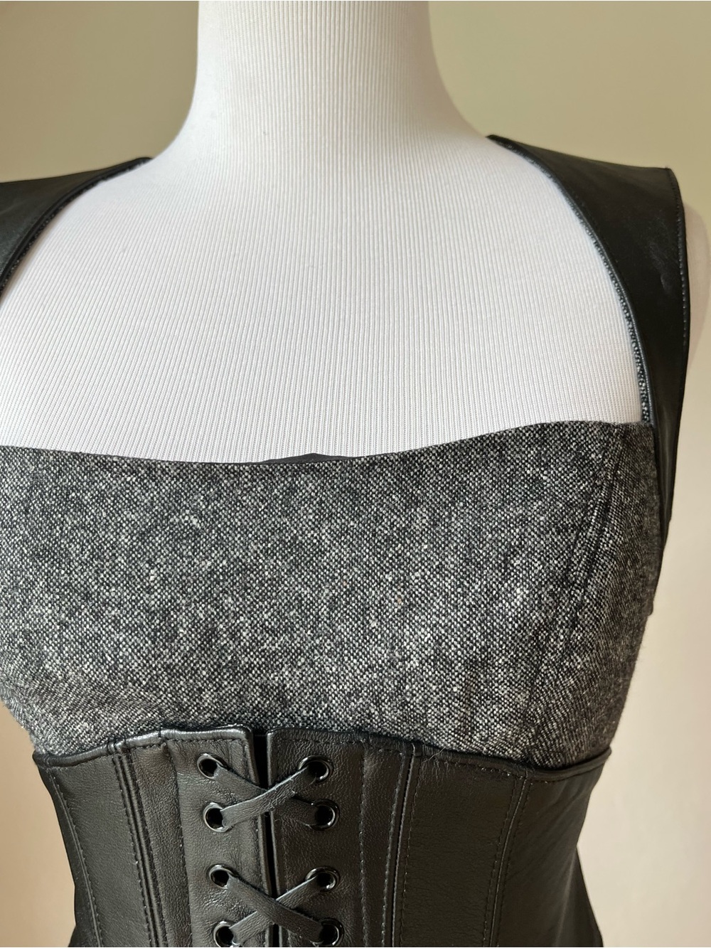 VTg Bebe Leather Wool Corset Dress Bodycon Size 2 Sleeveless - Picture 6 of 13